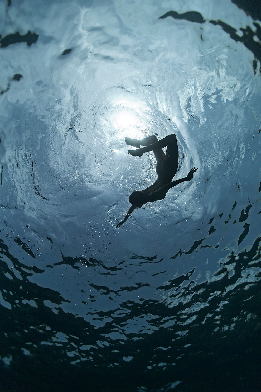 The Captivating Underwater Photographs of Enric Adrian Gener